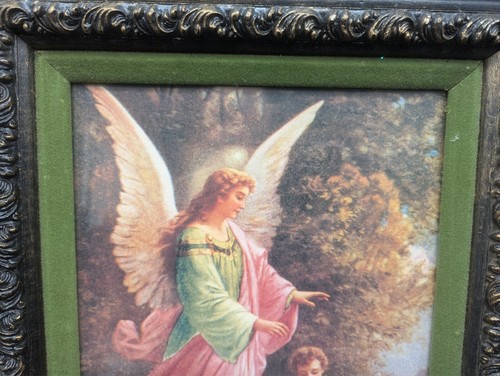 GUARDIAN ANGEL FRAMED PRINT 13" X 17" VINTAGE WOOD FRAME WITH GREEN VELVET - Picture 4 of 5