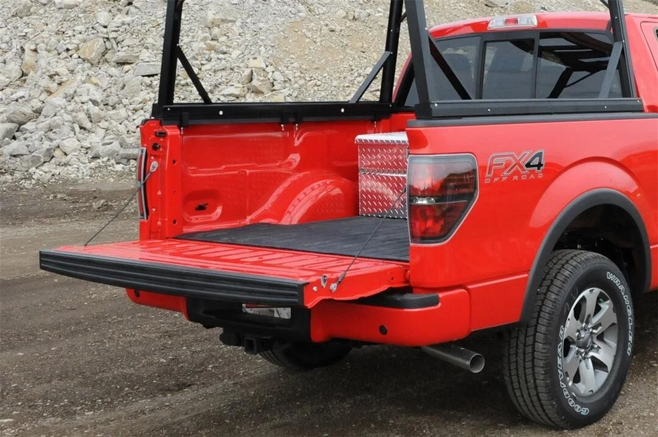 Alfombrilla de cama para camioneta Dee Zee 5,5' goma-negro-se adapta a Ford F-150 2004-2014 64"1/2 L Foto 2 de 2