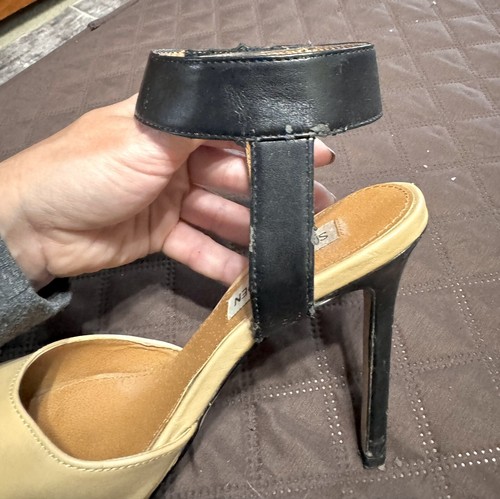 Steve Madden Magie Leather Heels Pumps Beige w. Black Ankle Strap - Size 6 - Picture 10 of 11