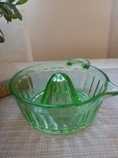 Vintage Green Uranium Glass Juicer Reamer 1930s Fry Glass Company?