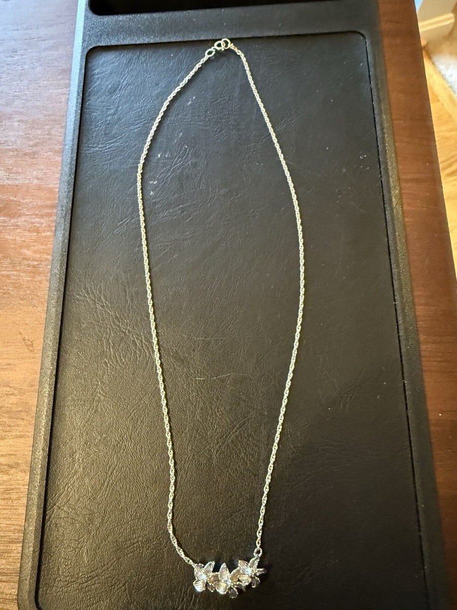 Silver Plaited Lei Alii Three Flower Necklace