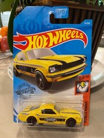 2019 Hot Wheels #72 Muscle Mania '65 Mustang 2+2 Fastback Gelb MC5 Sp