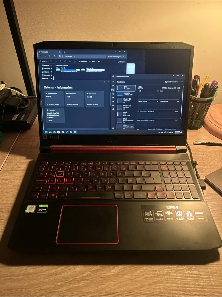 Acer NITRO 5 I7 9750H GTX 1050 16GB RAM 1TB SSD 1TB HDD Foto 2 de 4