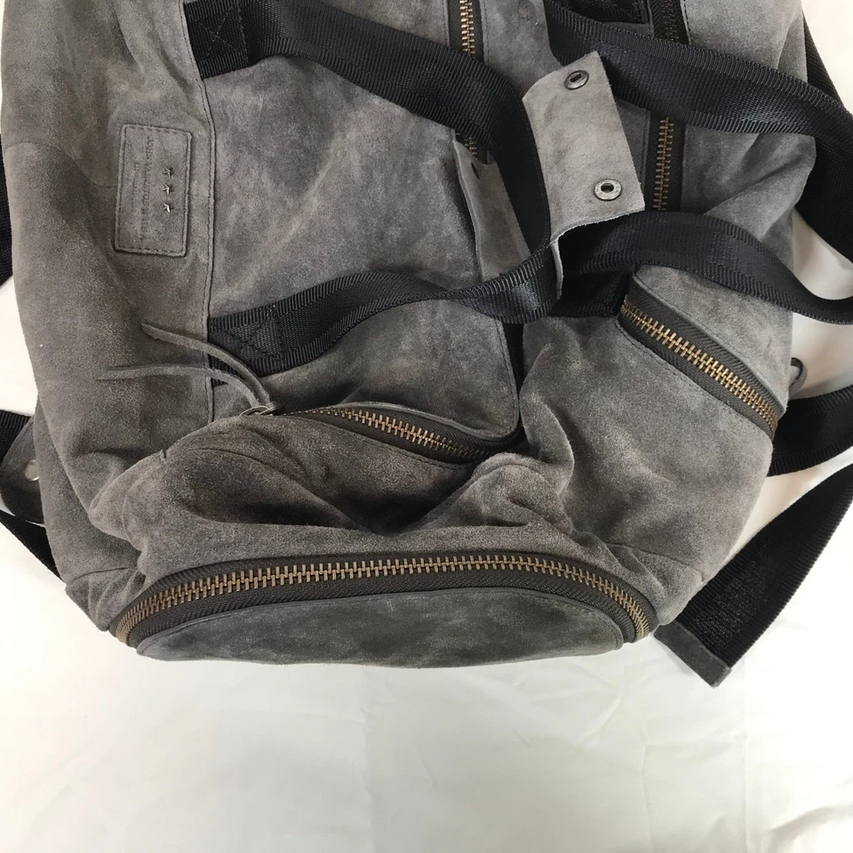 John Varvatos EE. UU. Mochila de Cuero Gamuza Bolso de Lona Gris Cremallera Correas Ajustables Foto 3 de 4