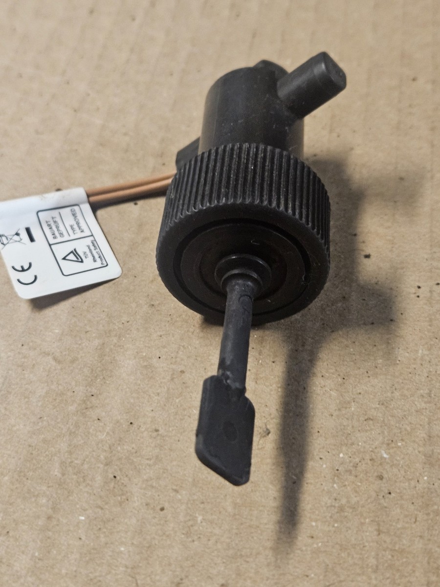 Viessmann Vitodens 200-W Flow Switch – SIKA VK332MOVIESS06