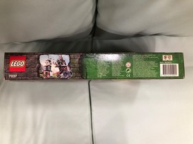 LEGO Castle Fantasy Era Tower Raid 7037 Retired 2008 Building Set from Japan