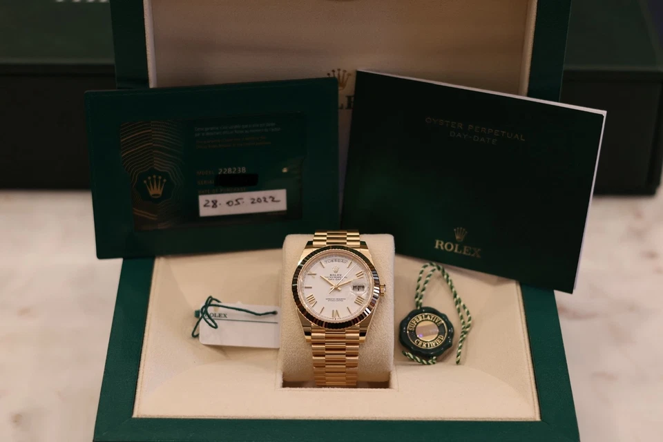 Rolex Day-Date 40mm 228238 mostrador branco presidencial não usado conjunto completo - Imagem 2 de 4