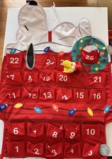 NWT Hallmark Peanuts Countdown to Christmas Calendar Lights Sound HTF