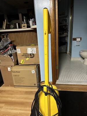 Rare Eureka The Boss SuperLite 21.0 Bagless Vacuum Model 402-A1