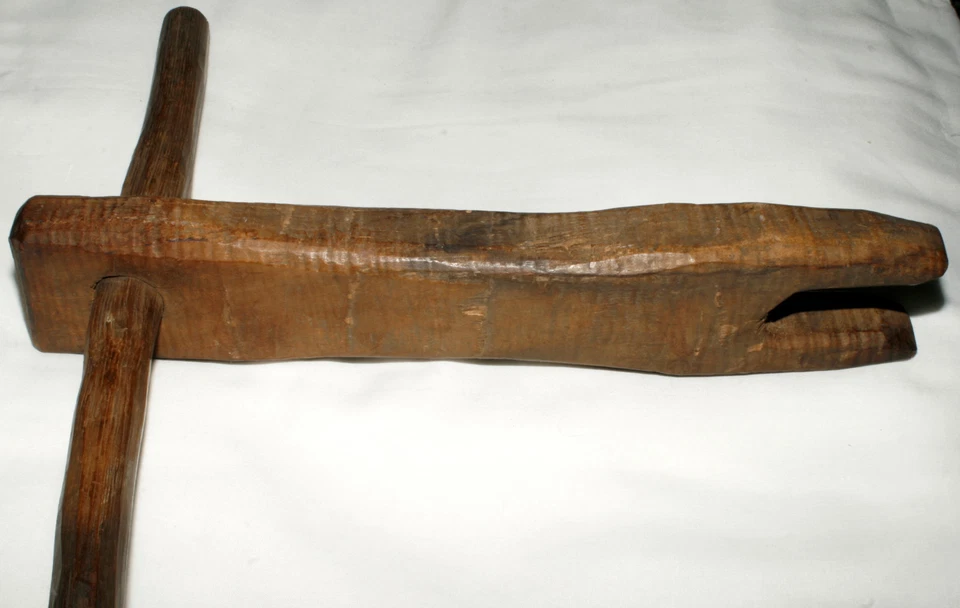 Rope WRENCH Tightener, Hickory, 19th Century, Early Rope Bed, T Handle. 14” - Image 3 of 4