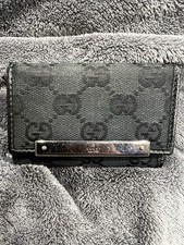 Gucci Black Leather 6 Key Holder Case with all Hooks GG