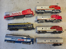 Large Lot of HO Scale Train Set and Parts