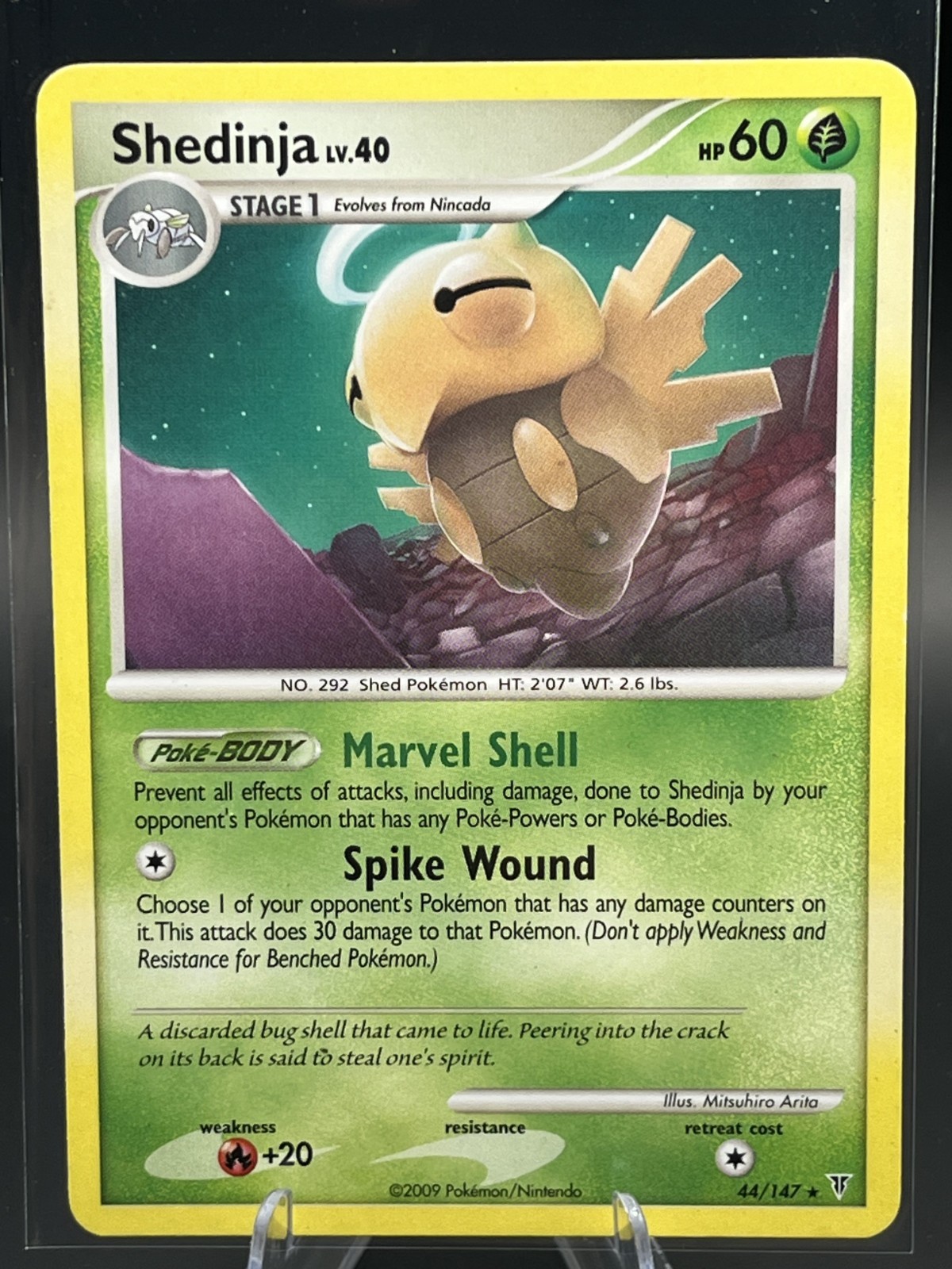 Pokemon Supreme Victors Rare Shedinja 44/147 LP