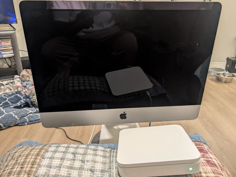 iMac, 21.5-inch 2.7hz i5 8GB 1TB HDD Airport Included, No Keyb, Works Fine - Image 4 of 4