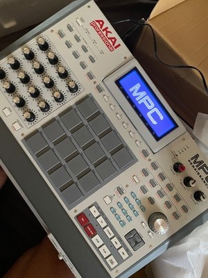 Akai Professional MPC Renaissance Music Production Controller w/Power Supply