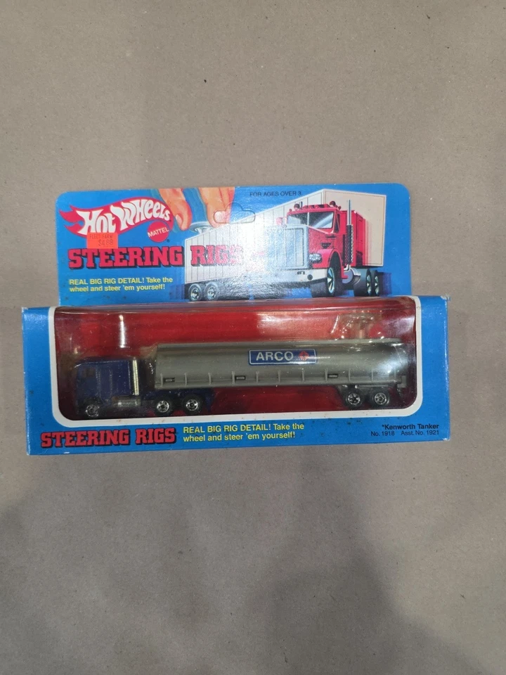 Plataformas de dirección Hot Wheels 1980 #1918 Kenworth Arco cisterna ¡selladas sin perforar! Foto 3 de 4