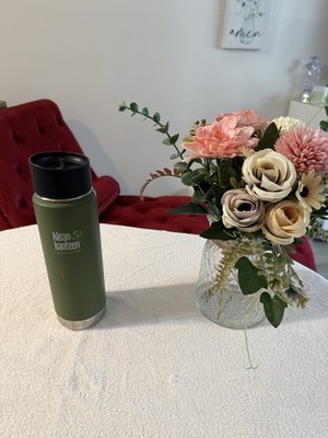 Klean Kanteen Vacuum Insulated BPA-Free Stainless Bottle 592 mL Green/Black