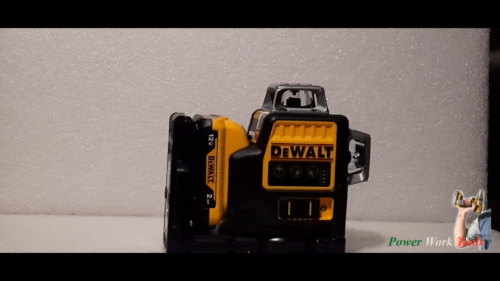 Set Livella Laser Dewalt 3X360° + Treppiede 1.5m + Occhiali + Scheda Target - Video 1 di 1