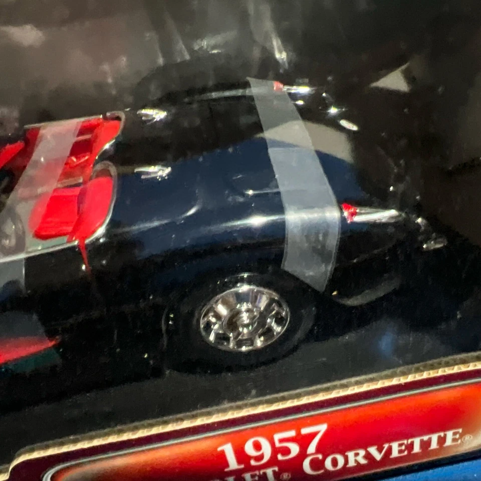 Vintage 1:18 Scale Road Legends Black  1957 Chevrolet Corvette Convertible - Image 4 of 4
