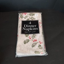 Vintage Set 4 Holly Berry Christmas Napkins NOS