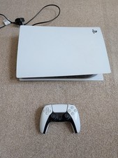 PlayStation 5 Digital Edition 825GB White PS5 With One Controller