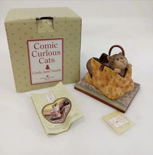 Comic & Curious Cats A2184 In The Bag Figurine w Box 2003 Tag Home Decor