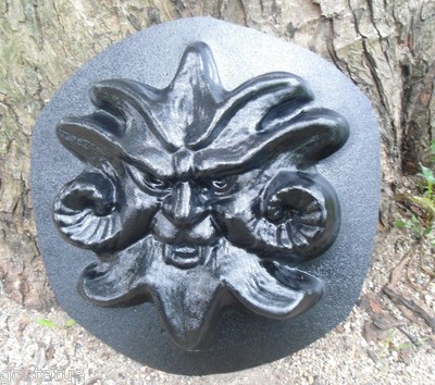 Gargoyle forest face plastic mold plaster concrete mould   14'' x 2''