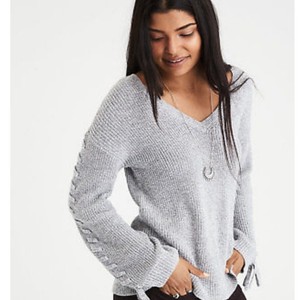 american eagle gray sweater