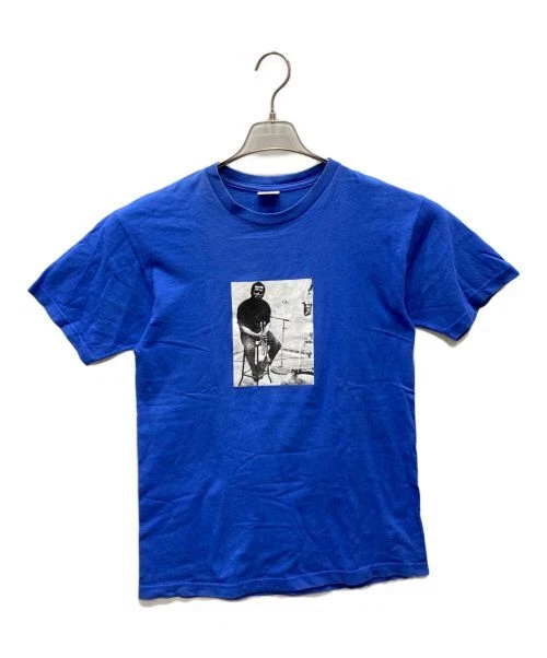 Tee shirt bleu type suprême M