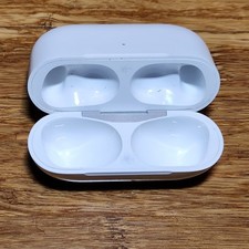 Apple AirPods Pro 2nd Generation MagSafe Lightning Charging Case White