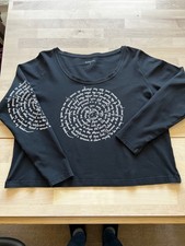 Hebbeding schwarzes LA-Shirt Schrift Mandala Gr.3 Gothic