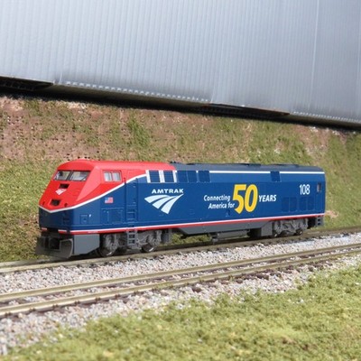 Kato 176-6037 Spur N GE P42 Amtrak 108 Phase VI 50th Anniversary