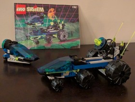 Vintage (1995) LEGO Space Unitron set 1787 Crater Cruiser - RARE