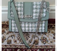 River Island Dogtooth Boucle Shoulder bag. New without tags