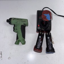 Snap-on Cts561clg 14 7.2v Screw Driver With Charger And Three Batteries Snap-on Cts561clg 14 7.2v Screw Driver With Charger And Three Batteries