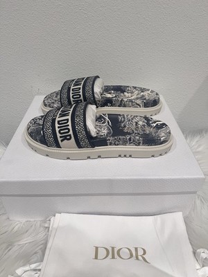 Christian Dior ホワイト ミュール C&Dロゴ NIB Christian Dior DWAY