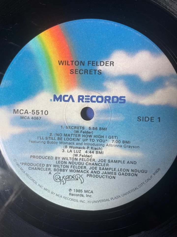 Wilton Felder Featuring Bobby Womack Introducing Alltrinna Grayson – Secrets LP - Image 3 of 4