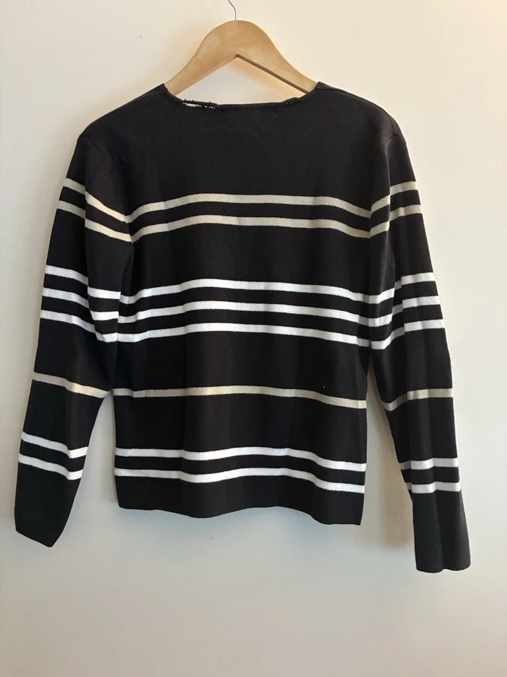 Camisa deportiva para mujer Geoffrey Beene a rayas 100 % algodón punto acanalado cuello en V negra M Foto 3 de 4