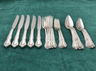 Oneida WM A Rogers CHALICE / HARMONY Silver Plate 25 Piece Flatware Set For 5