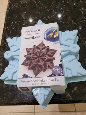 Nordic Ware Disney Frozen II Star Snowflake Cake Pan New 6 Cups Capacity