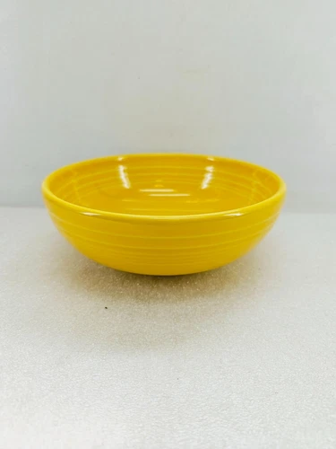 FIESTA MEDIUM bistro BOWL daffodil yellow NEW 38 oz