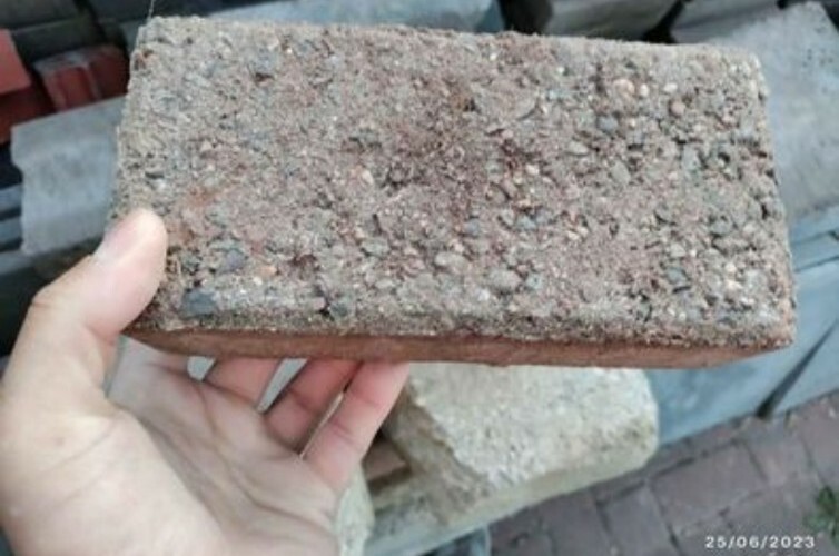 Paving bricks for sale. Over 500 available Only **£169.99** *Delivery