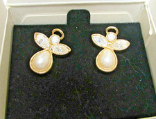 AVON STUDS 1997 Rhinestone VTg Christmas sparkling Angel Earrings