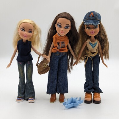 Bratz Dolls 2001 Vintage, 3 X Girls Dressed,  Preowned