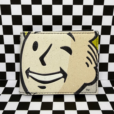 Bethesda Fallout 4 Vault Boy Bifold Wallet