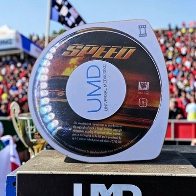 Speed Sony PSP UMD Movie Keanu Reeves Action Vintage Universal Media Disc 1994