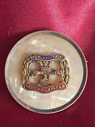 WW1/2 The South Lancashire MOP Enamel Sweetheart Brooch w/fixing