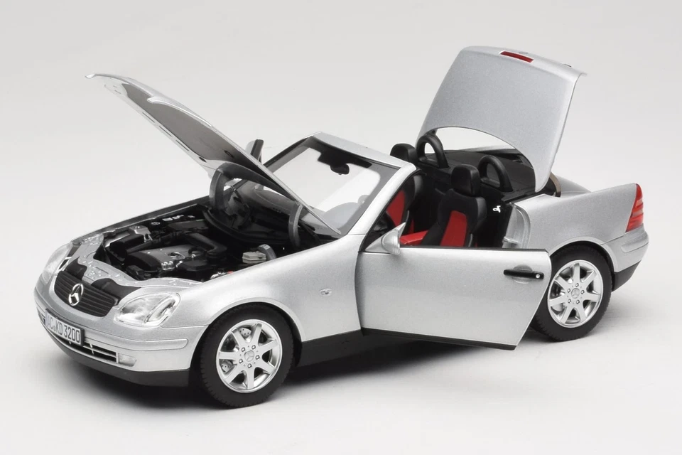 183020 Mercedes SLK R170 Brillant Silver Norev 1/18 - Immagine 2 di 4