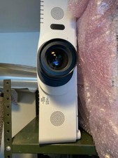 HITACHI PROJECTOR CP-WU8440 PRO-AV LCD 4,200 Lumens 1920 X 1080 WUXGA 3000:1