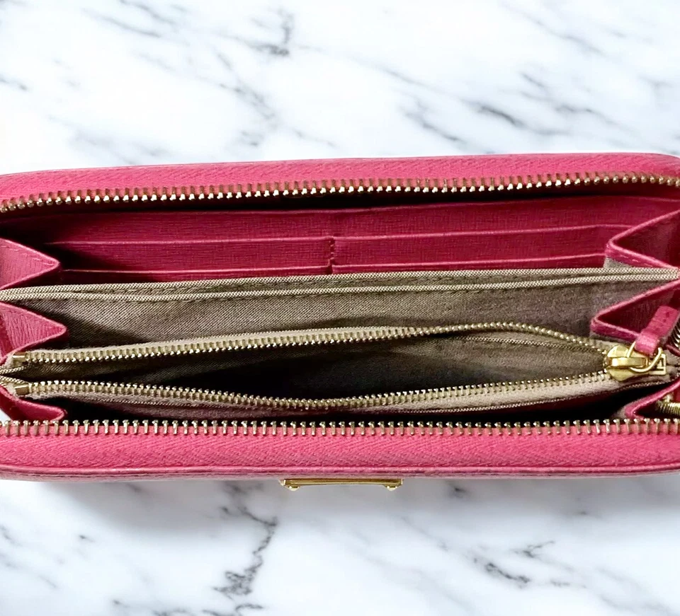 Auténtica Cartera Larga FENDI Crayones Continental Cremallera Alrededor Rosa Caliente Glamour Foto 3 de 4